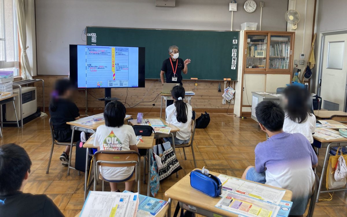 学校での防災学習のようす